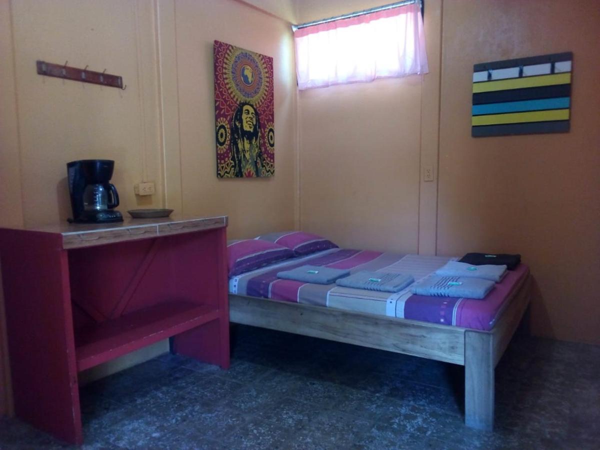 Hotel One Love Puerto Viejo Puerto Viejo de Talamanca Kültér fotó