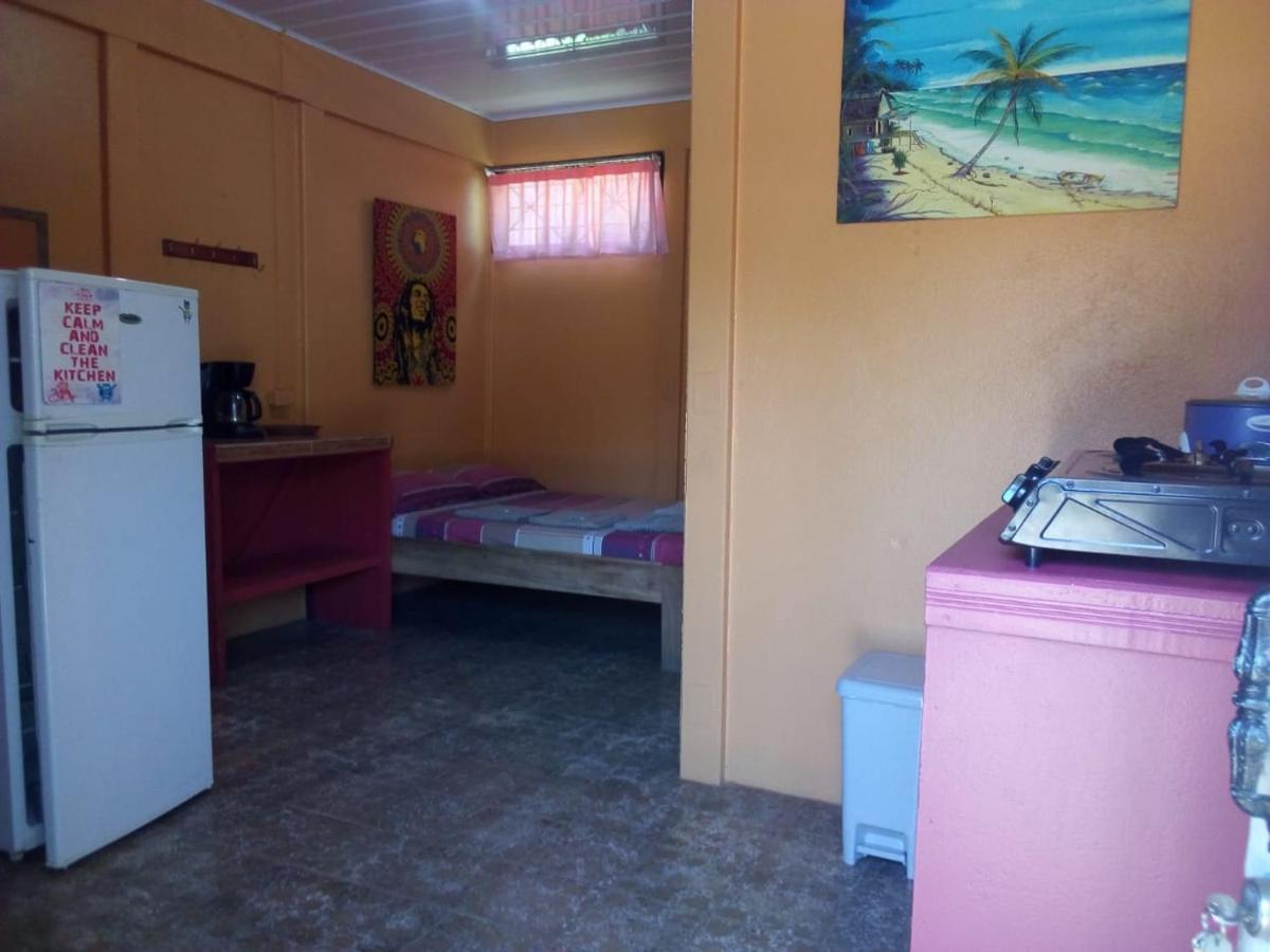 Hotel One Love Puerto Viejo Puerto Viejo de Talamanca Kültér fotó