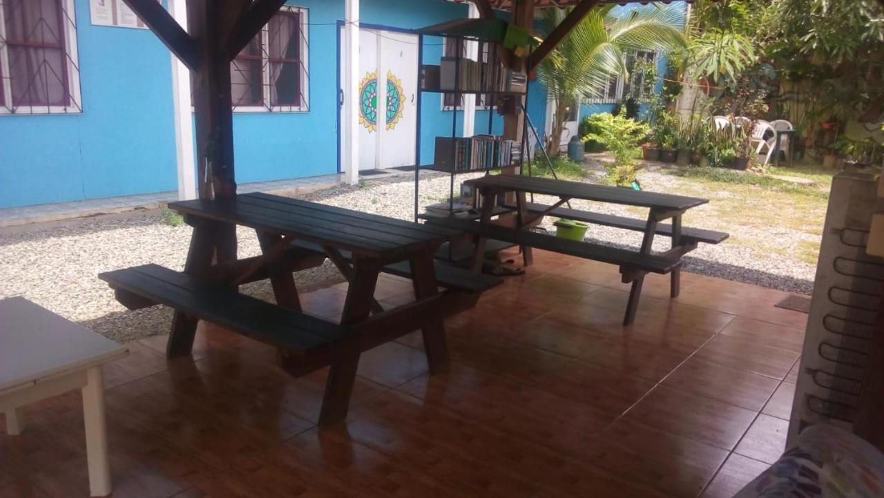 Hotel One Love Puerto Viejo Puerto Viejo de Talamanca Kültér fotó