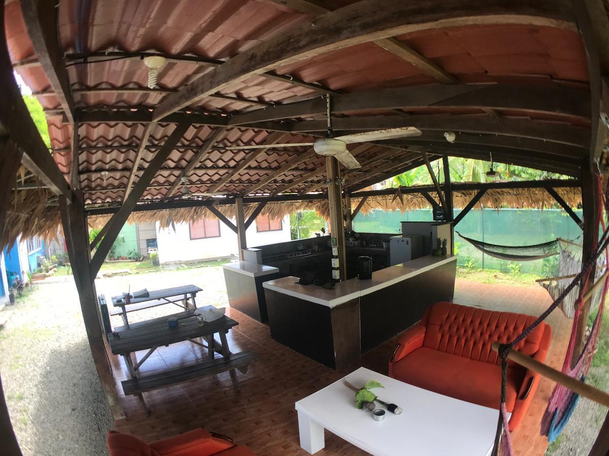 Hotel One Love Puerto Viejo Puerto Viejo de Talamanca Kültér fotó